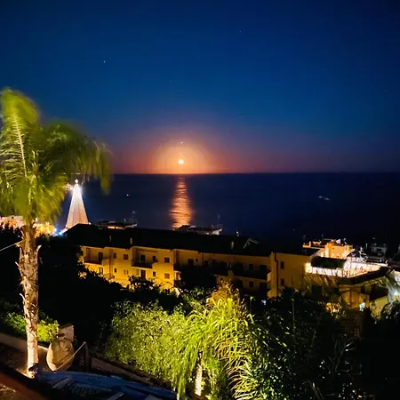 Luxury, Vittorio, Pool, Taormina,etna & Seaview Vila