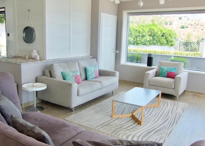 Luxury, Vittorio, Pool, Taormina,etna & Seaview * Giardini-Naxos