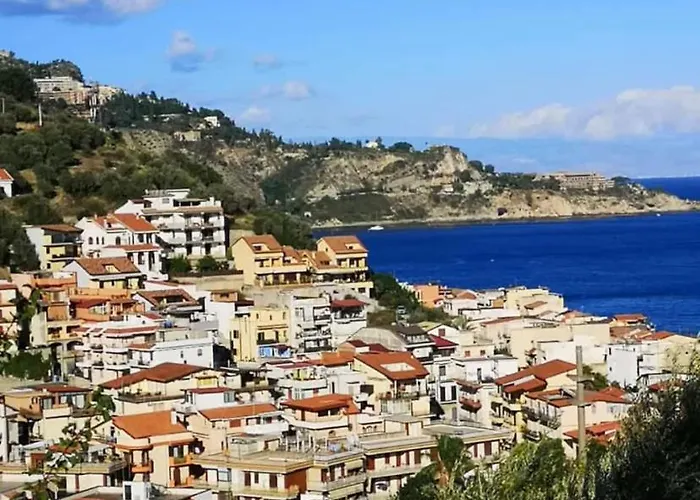 Luxury, Vittorio, Pool, Taormina,etna & Seaview Villa *