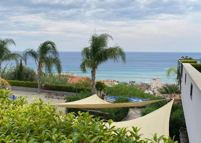 Luxury, Vittorio, Pool, Taormina,etna & Seaview Giardini Naxos