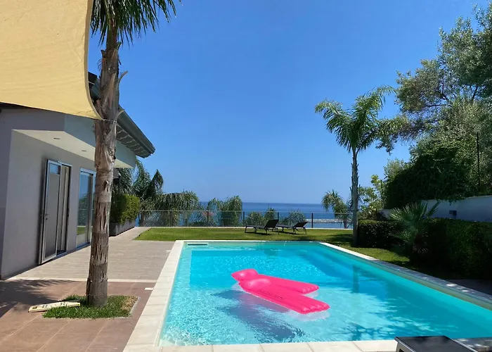 Villa Luxury, Vittorio, Pool, Taormina,etna & Seaview Giardini Naxos